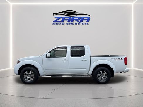 Used 2012 Nissan Frontier PRO-4X AWD/4WD image 4