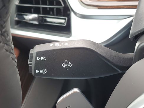 New 2026 BMW X5 xDrive40i w/ M Sport Package AWD/4WD image 14