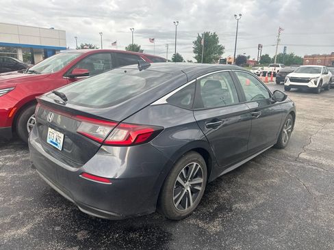 Used 2024 Honda Civic LX image 3