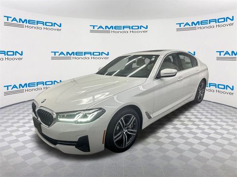 Used 2021 BMW 530i w/ Convenience Package image 1