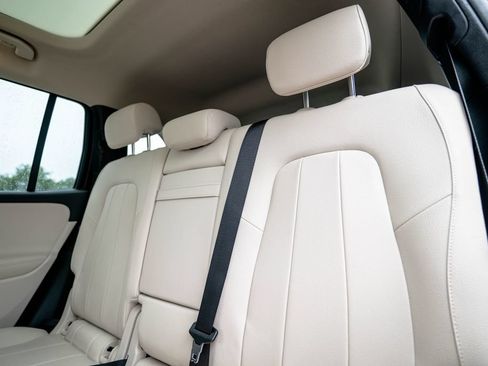 Used 2023 Mercedes-Benz GLB 250 4MATIC image 36
