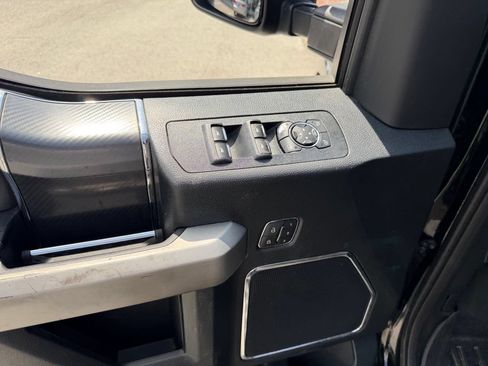 Used 2018 Ford F150 Lariat w/ Equipment Group 502A Luxury AWD/4WD image 23