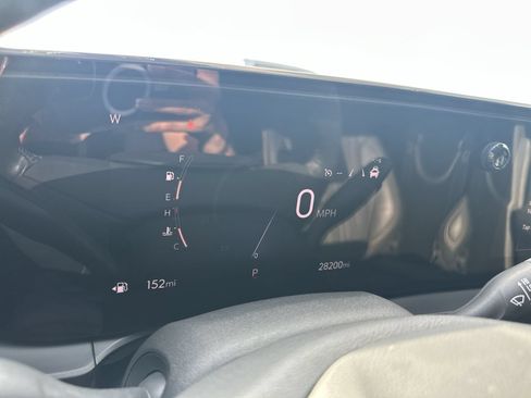 Certified 2024 Buick Envista Avenir FWD image 12