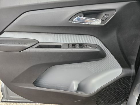 New 2027 Chevrolet Bolt LT w/ Comfort Package FWD image 16