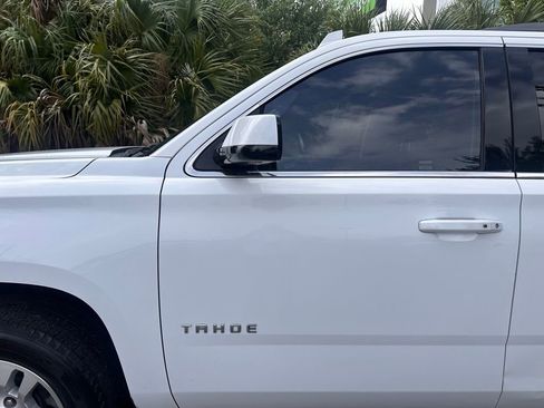 Used 2019 Chevrolet Tahoe LT w/ Luxury Package RWD image 6