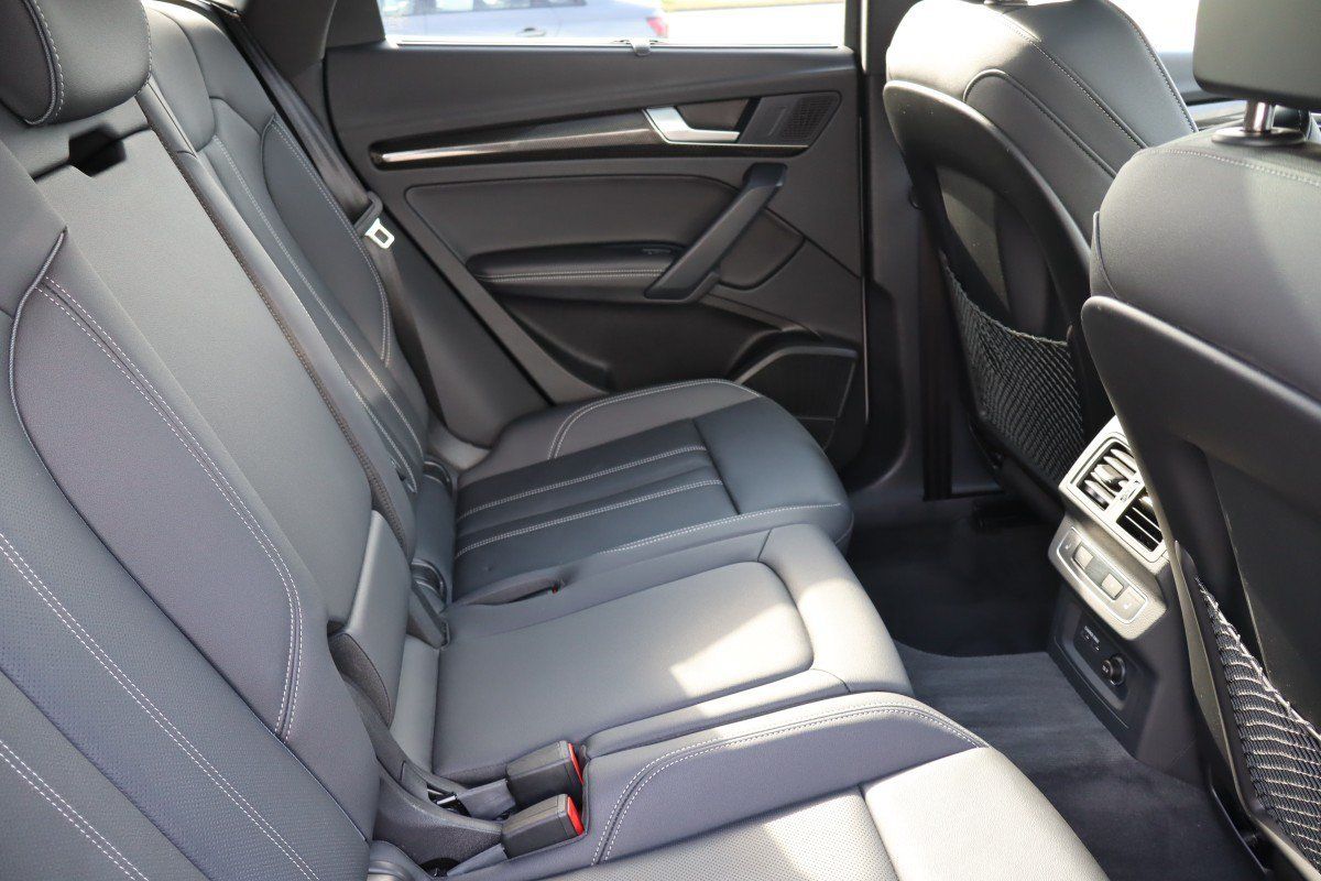 Used 2023 Audi SQ5 Prestige w/ Prestige Package AWD/4WD image 26