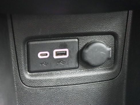 Used 2020 Chevrolet Spark LS image 29