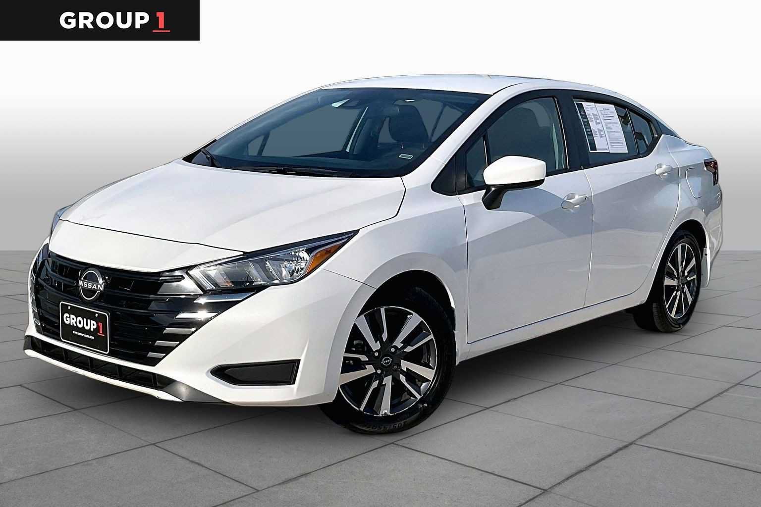 Used 2024 Nissan Versa SV w/ Trunk Package FWD image 1