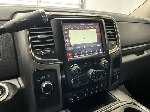 Used 2018 RAM 2500 Laramie w/ Sport Appearance Group image 11