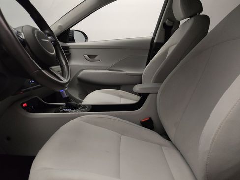 Used 2024 Hyundai Kona SEL FWD image 17