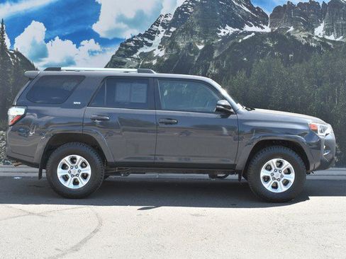 Certified 2024 Toyota 4Runner SR5 Premium w/ Moonroof Package AWD/4WD image 2