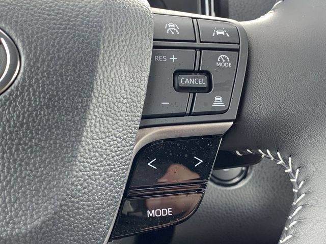 Used 2026 Toyota Camry SE w/ Convenience Package FWD image 23
