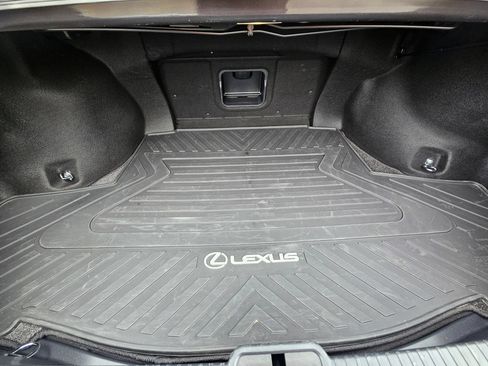 Used 2024 Lexus ES 300h w/ Premium Package FWD image 26