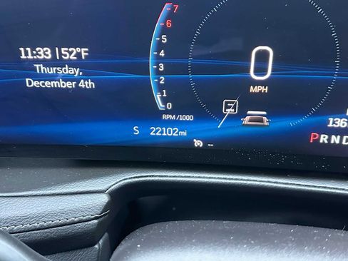 Used 2024 Cadillac XT4 Premium Luxury image 26