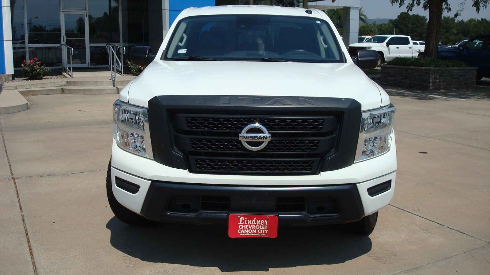 Used 2021 Nissan Titan S w/ S Utility Package AWD/4WD image 2