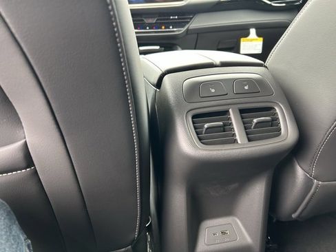 New 2026 Buick Envision Avenir image 18