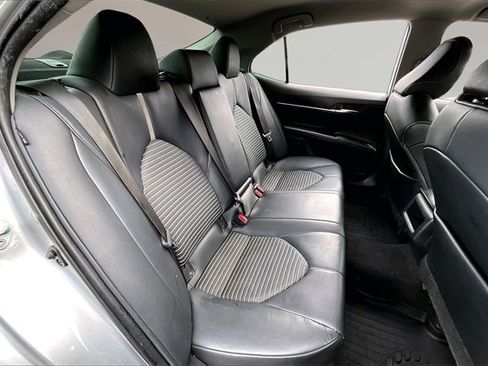 Used 2021 Toyota Camry SE image 20