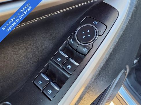 Used 2022 Ford Explorer XLT w/ Equipment Group 202A image 16