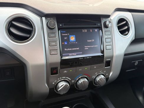 Used 2015 Toyota Tundra SR5 w/ SR5 Upgrade Package RWD image 21