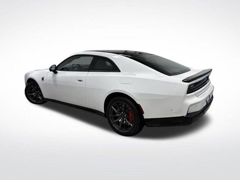 Used 2024 Dodge Charger R/T Scat Pack w/ Plus Group image 3