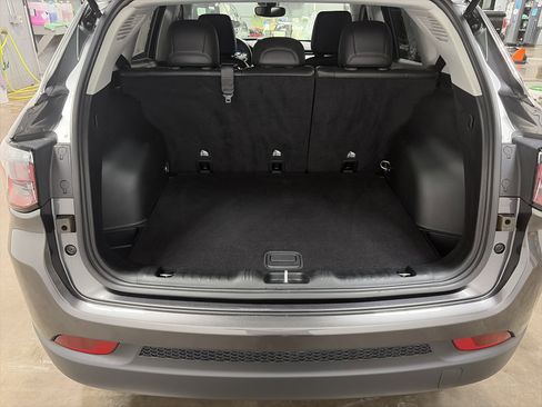 Used 2022 Jeep Compass Limited image 25