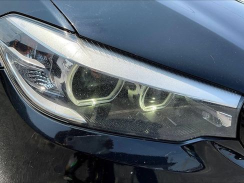 Used 2018 BMW 540i RWD image 29