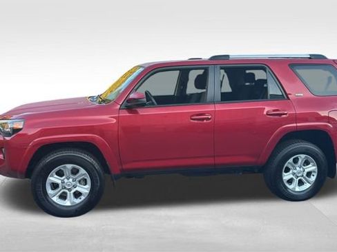 Used 2024 Toyota 4Runner SR5 image 8