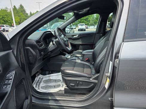Certified 2023 Ford Escape ST-Line w/ Tech Pack #1 AWD/4WD image 20