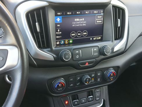 Used 2019 GMC Terrain SLT image 30