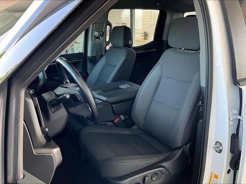 Used 2022 Chevrolet Silverado 1500 RST AWD/4WD image 34