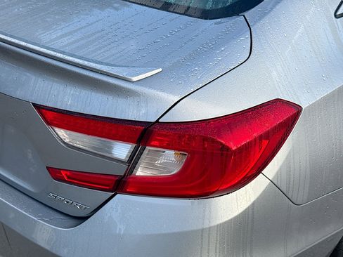 Used 2019 Honda Accord Sport image 26