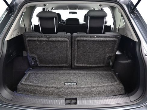 Used 2022 Volkswagen Tiguan S FWD image 38