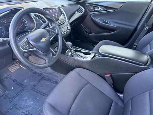 Used 2024 Chevrolet Malibu LS image 9