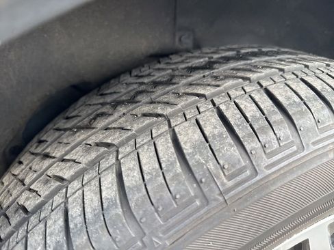 Used 2024 Subaru Forester Premium image 18