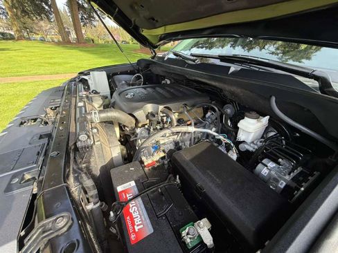 Used 2018 Toyota Tundra SR5 image 24