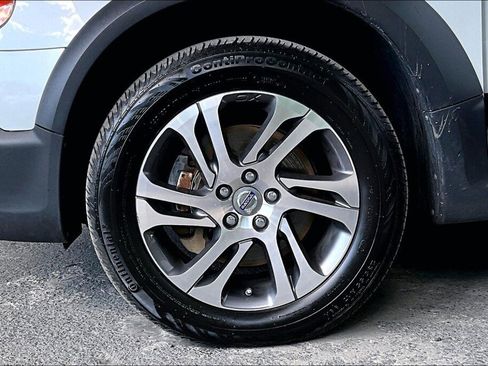 Used 2015 Volvo XC70 3.2 Premier AWD/4WD image 17