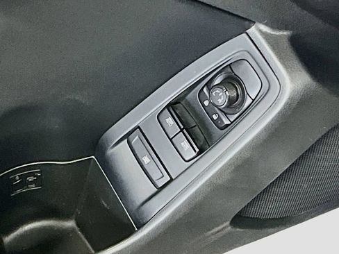 Used 2023 Toyota GR86 Premium RWD image 17