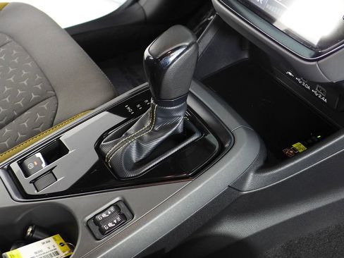 Certified 2025 Subaru Crosstrek 2.5i Sport w/ Crosstrek Mirror Package image 15