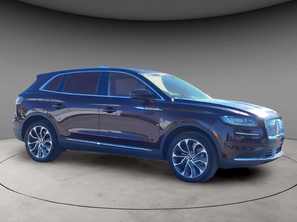 Used 2023 Lincoln Nautilus Reserve w/ Luxury Package AWD/4WD image 8