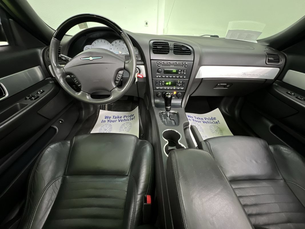 Used 2002 Ford Thunderbird RWD image 19