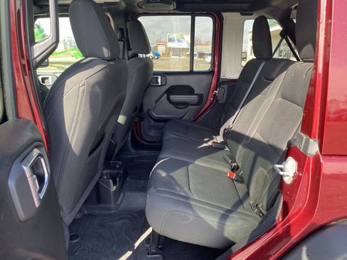 Used 2022 Jeep Wrangler Unlimited Sport image 20