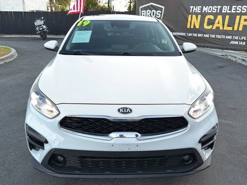 Used 2019 Kia Forte S w/ S Premium Package FWD image 3