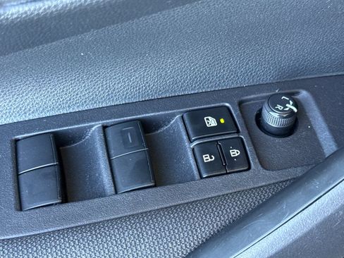 Certified 2024 Toyota Corolla LE image 14