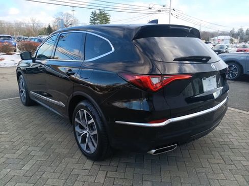 Used 2023 Acura MDX SH-AWD w/ Technology Package image 4