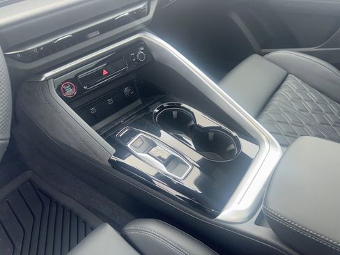 New 2026 Audi SQ5 Premium Plus image 28