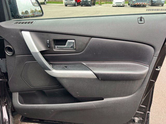 Used 2013 Ford Edge SEL FWD image 10