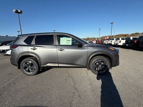 New 2026 Nissan Rogue SV image 4
