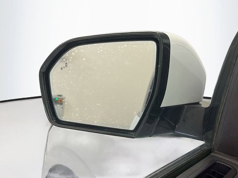 Used 2021 Ford Expedition Limited AWD/4WD image 16