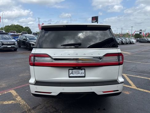 Used 2020 Lincoln Navigator L Reserve w/ Equipment Group 208A Reserve image 7