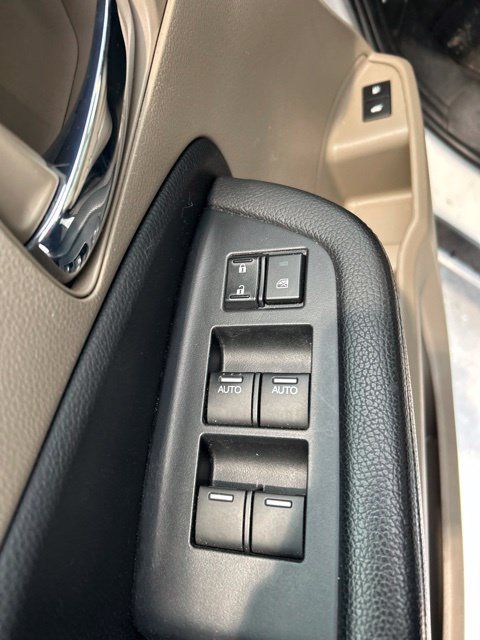 Used 2021 Honda Pilot Touring image 14
